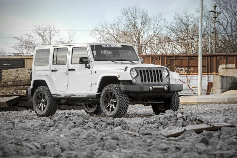 Kit de elevación de 2,5 pulgadas Jeep Wrangler JK 4 puertas 2WD/4WD (2007-2018) | Rough Contry