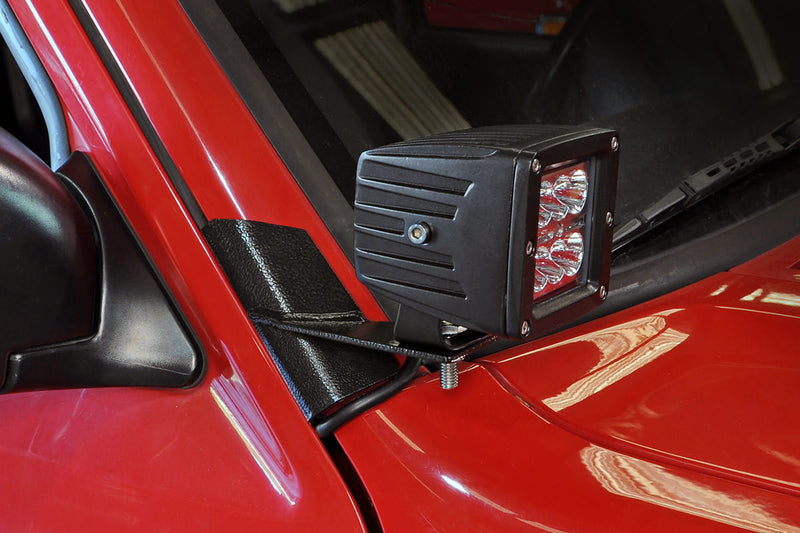 SOPORTE DE LUZ LED PILAR A INFERIOR | JEEP CHEROKEE XJ 2WD/4WD (84-01) | ROUGH CONTRY